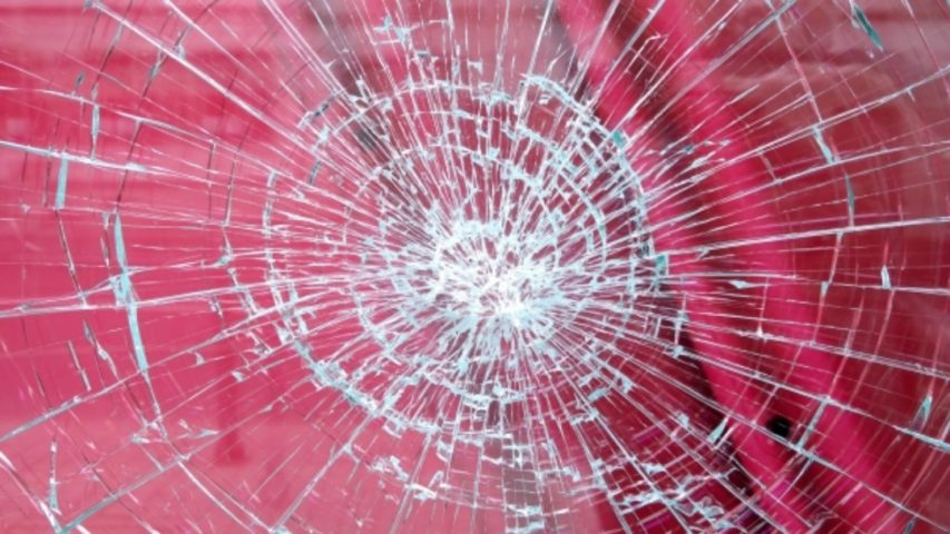 台風 やばい 物置 倒れる ガラス 割れる 2019